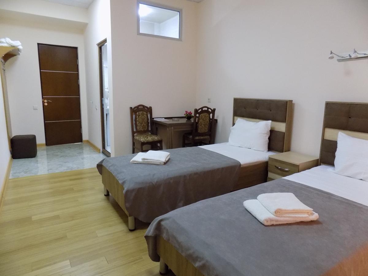 Hotel Mars Zugdidi Exterior photo