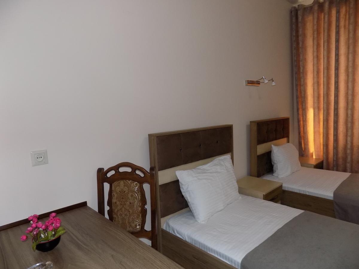 Hotel Mars Zugdidi Exterior photo